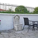 Village Villa, Agios Georgios 别墅