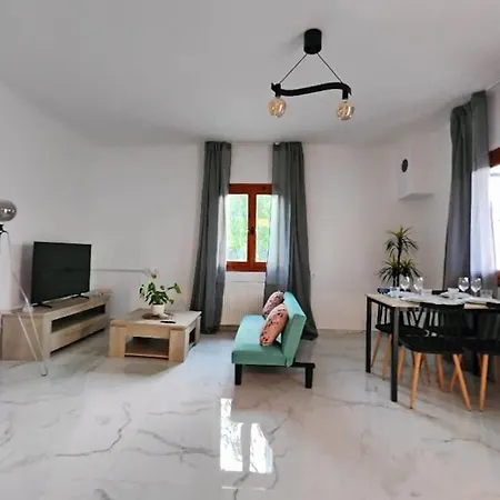 Village Villa, Agios Georgios