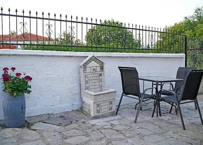 Village Villa, Agios Georgios Vila